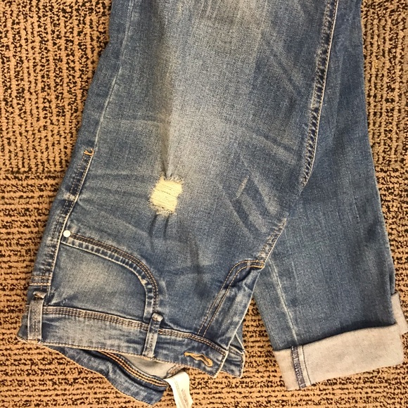 Jeans and shorts - Picture 4 of 8